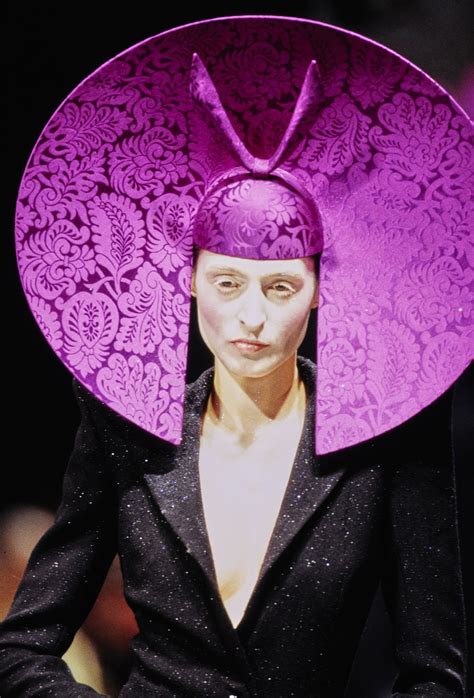 philip treacy wikipedia.